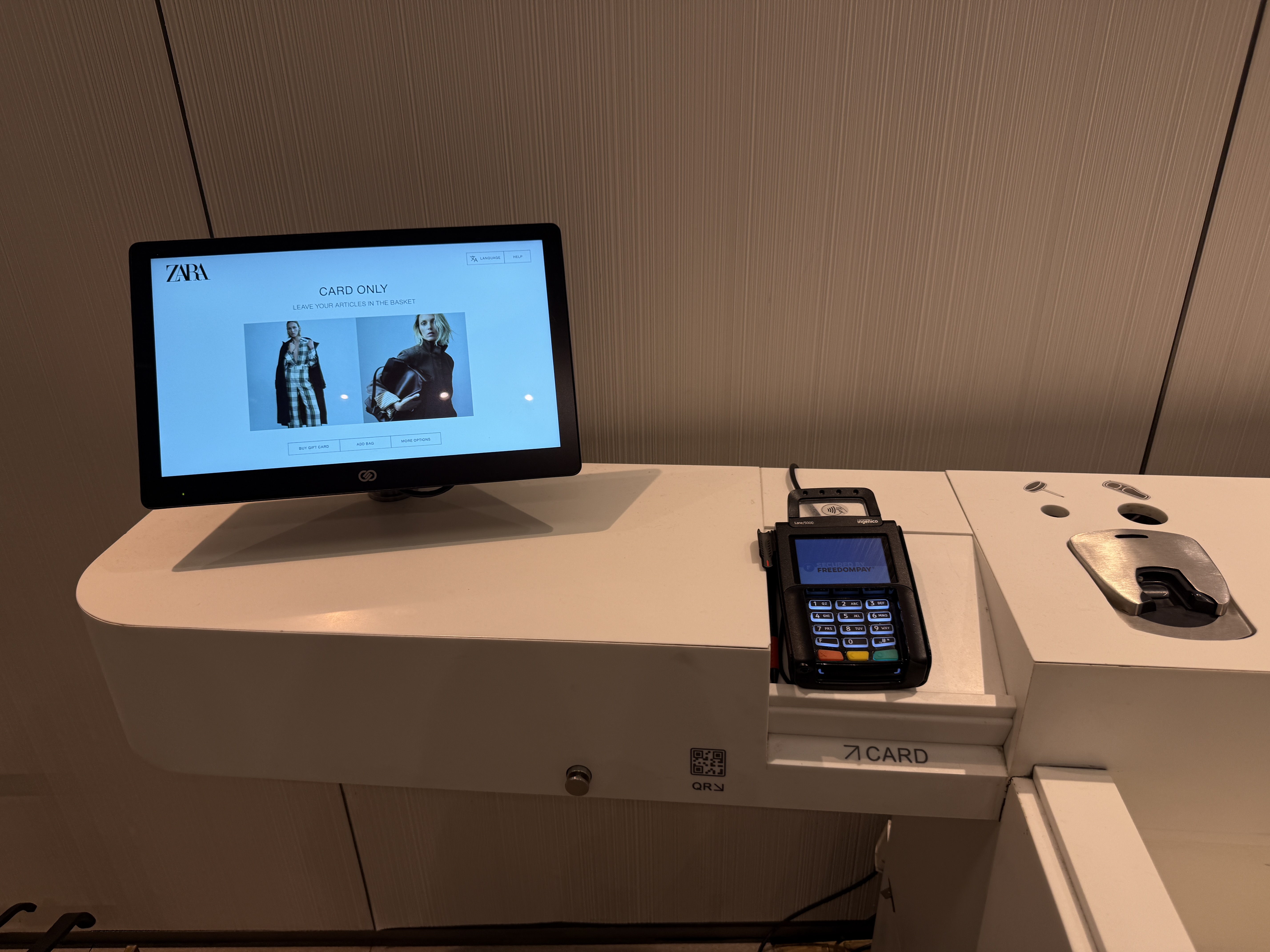 Self-Checkout 1